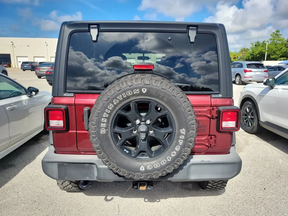 2021 Jeep JL Wrangler - Image 9 of 10