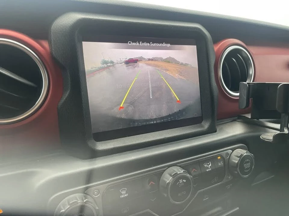 2021 Jeep JL Wrangler - Image 16 of 19
