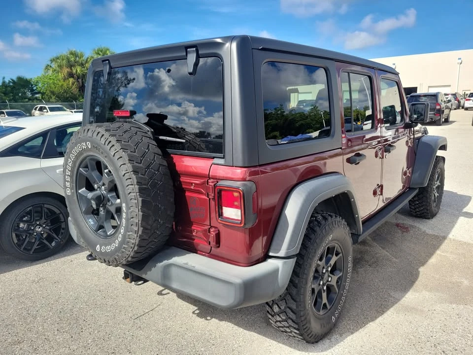 2021 Jeep JL Wrangler - Image 10 of 10