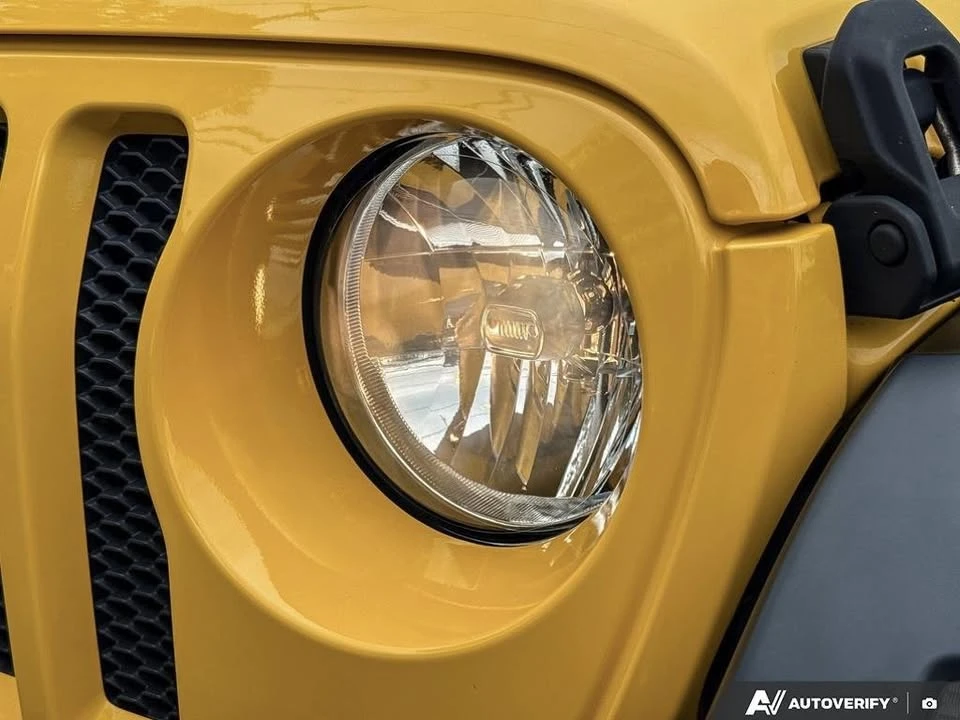 2021 Jeep JL Wrangler - Image 5 of 18