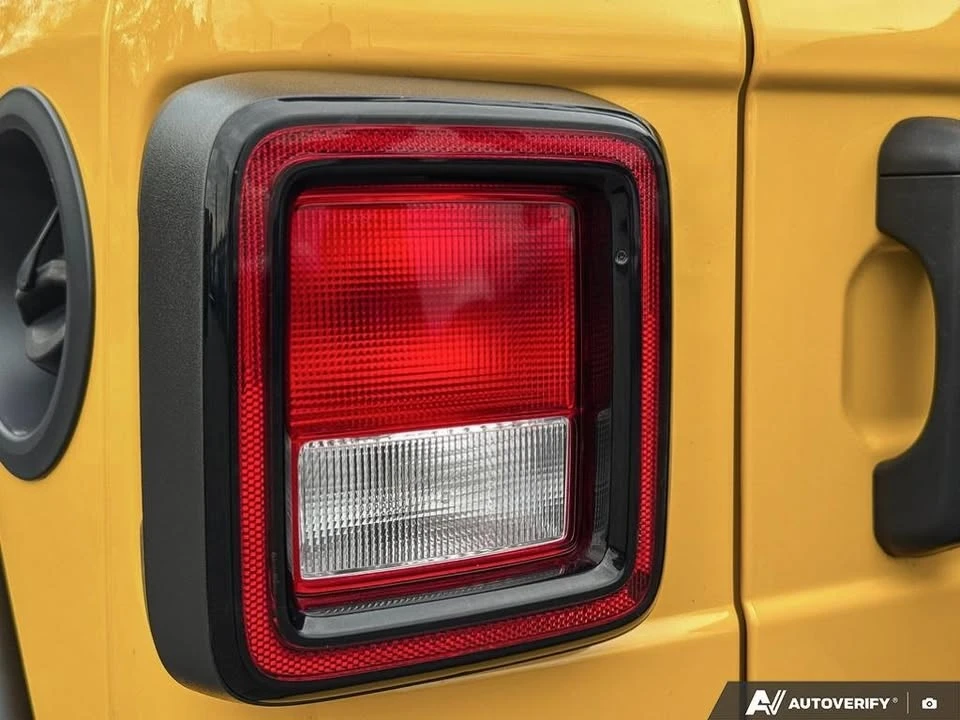 2021 Jeep JL Wrangler - Image 7 of 18