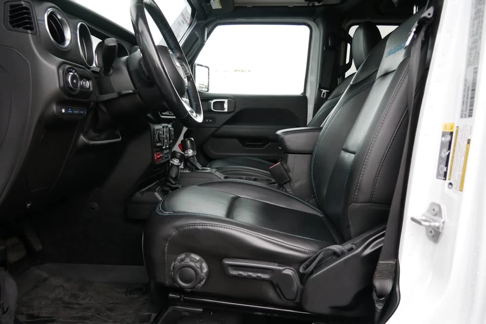 2021 Jeep JL Wrangler - Image 15 of 20