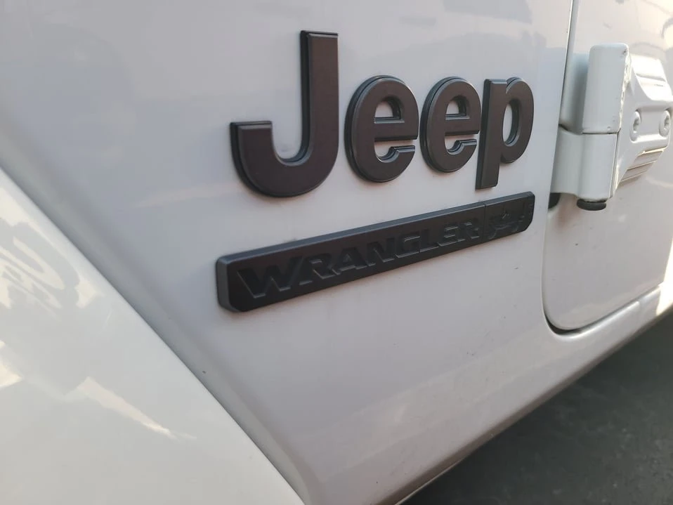 2021 Jeep JL Wrangler - Image 9 of 10