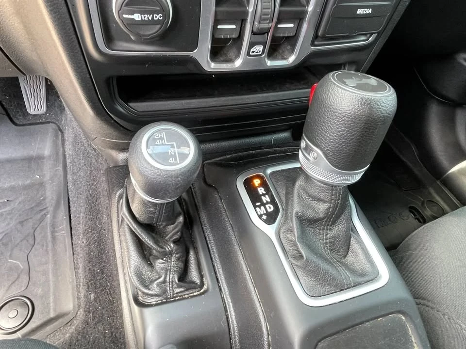 2021 Jeep JL Wrangler - Image 17 of 20