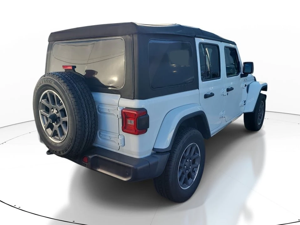2021 Jeep JL Wrangler - Image 4 of 10