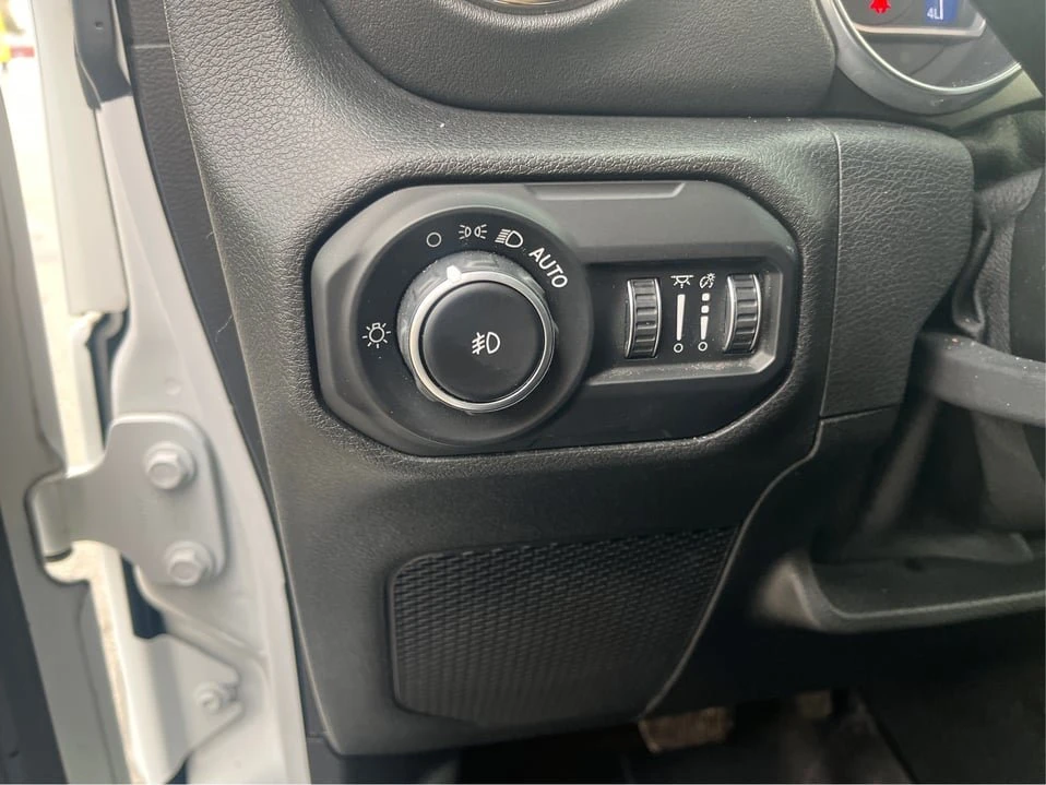 2021 Jeep JL Wrangler - Image 17 of 20