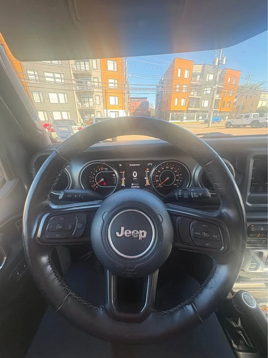 2021 Jeep JL Wrangler - Image 5 of 12