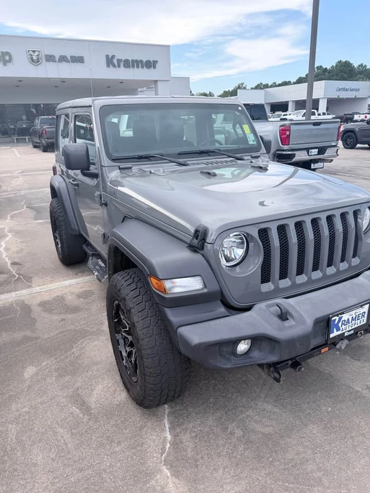 2021 Jeep JL Wrangler - Image 2 of 2