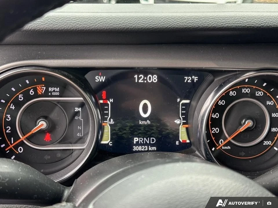 2021 Jeep JL Wrangler - Image 17 of 18