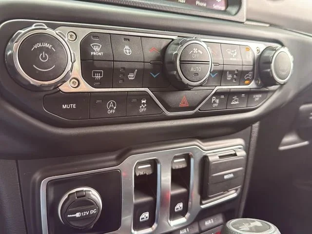 2021 Jeep JL Wrangler - Image 14 of 15