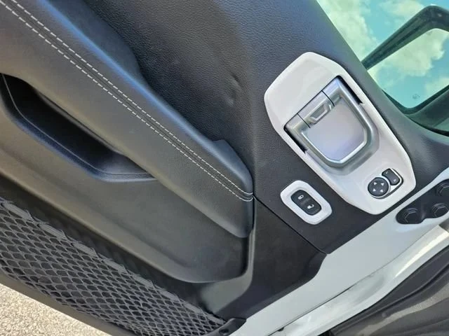 2021 Jeep JL Wrangler - Image 11 of 19