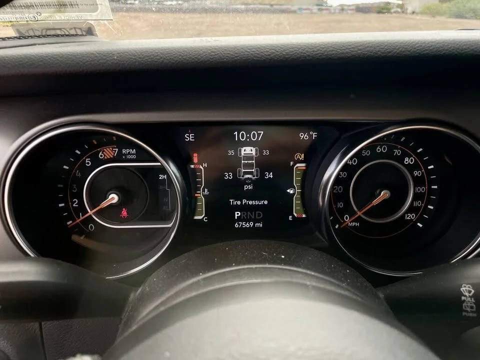 2021 Jeep JL Wrangler - Image 16 of 19