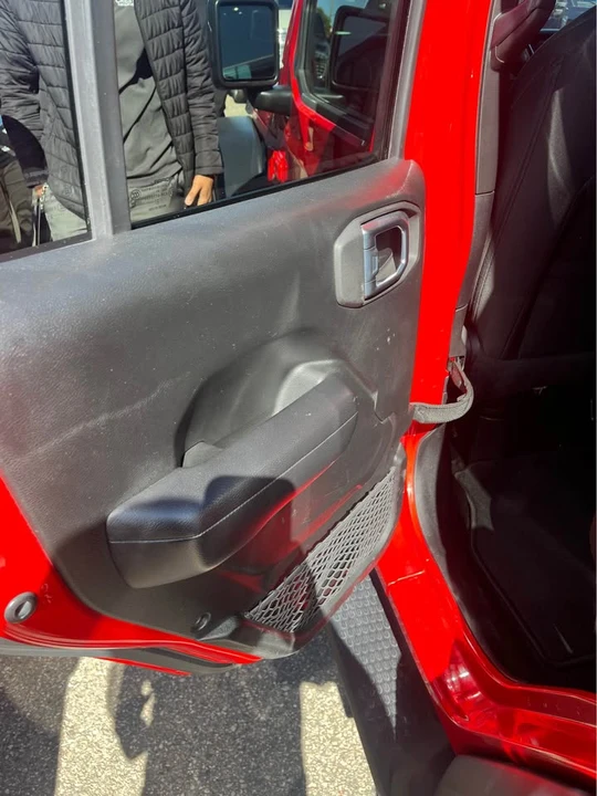 2021 Jeep JL Wrangler - Image 8 of 9