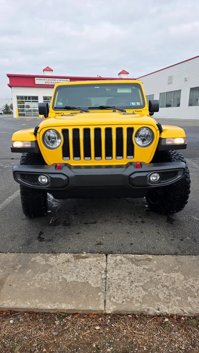 2021 Jeep JL Wrangler - Image 2 of 10