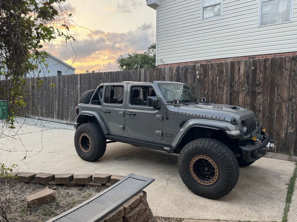 2021 Jeep JL Wrangler - Image 8 of 21