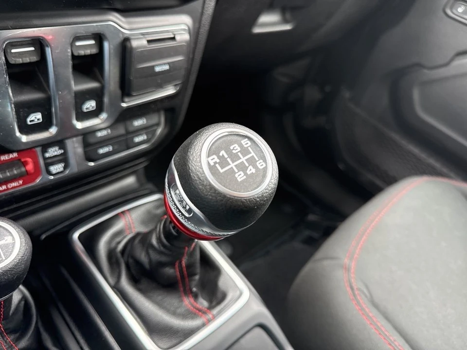 2021 Jeep JL Wrangler - Image 14 of 30
