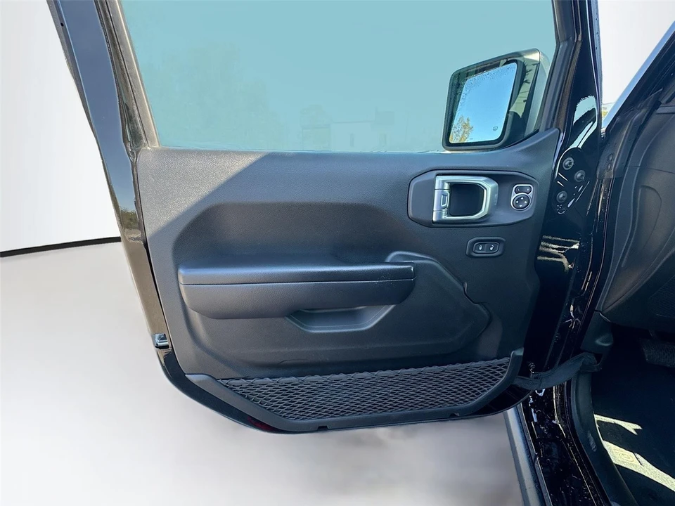 2021 Jeep JL Wrangler - Image 9 of 15