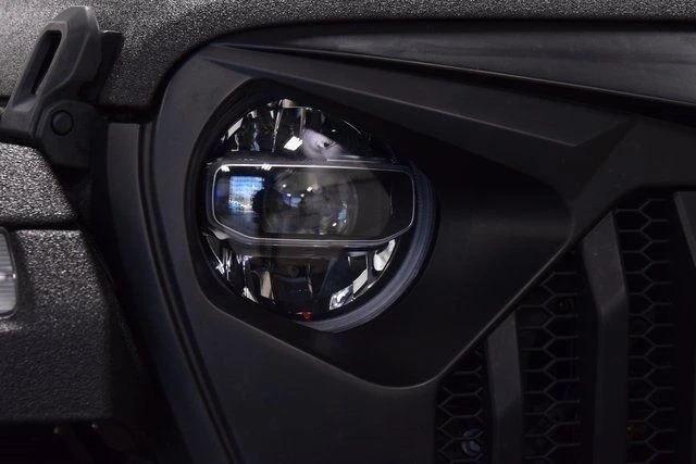2021 Jeep JL Wrangler - Image 10 of 12