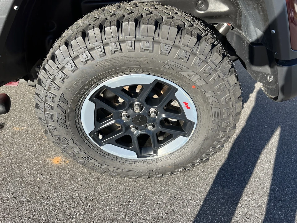 2021 Jeep JL Wrangler - Image 10 of 12