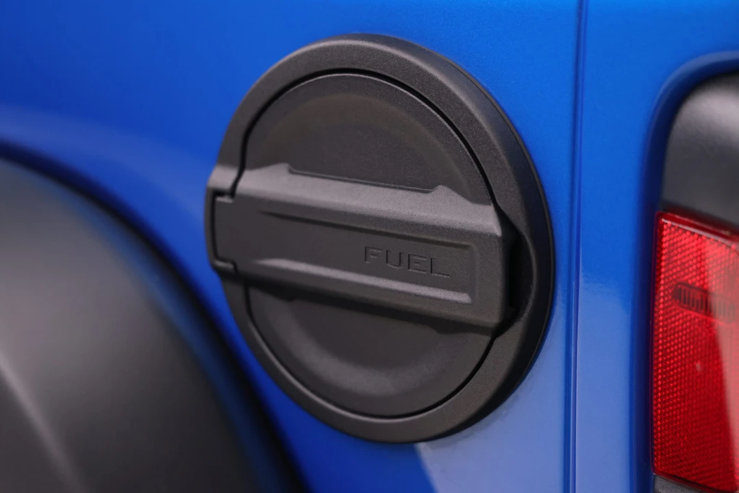 2021 Jeep JL Wrangler - Image 30 of 31