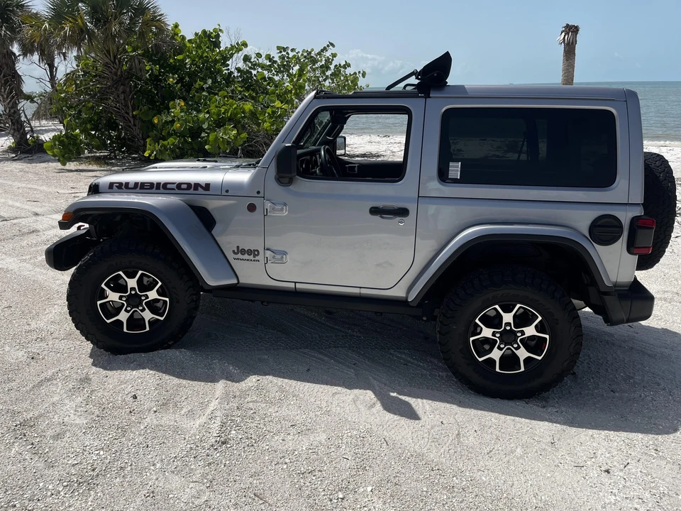 2021 Jeep JL Wrangler - Image 5 of 31