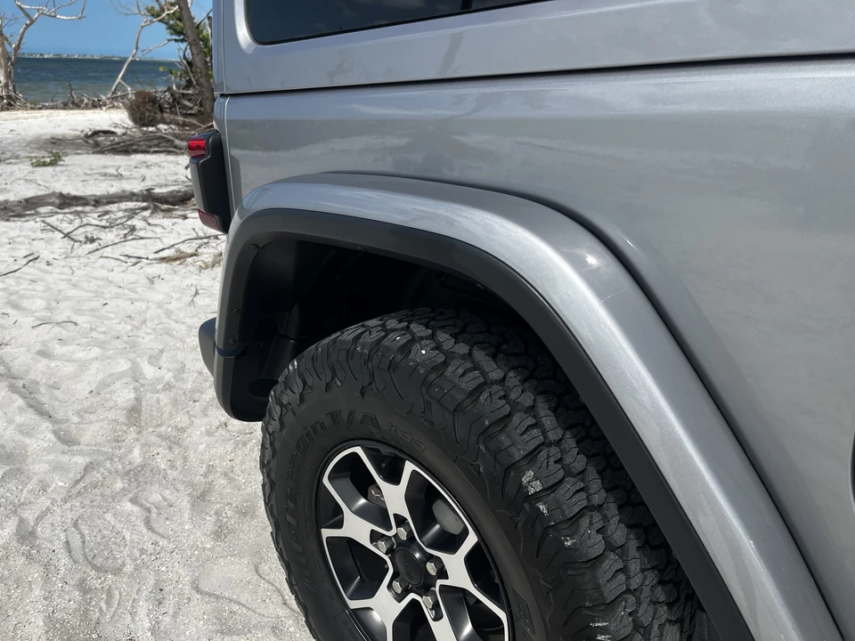 2021 Jeep JL Wrangler - Image 24 of 31