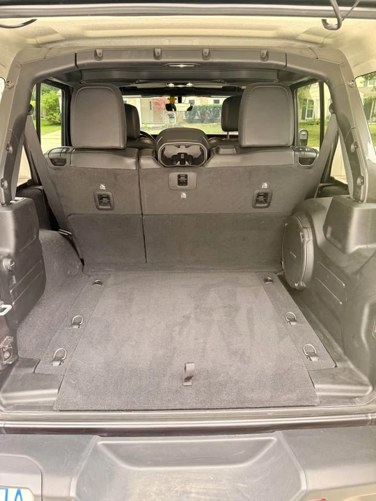 2021 Jeep JL Wrangler - Image 13 of 15