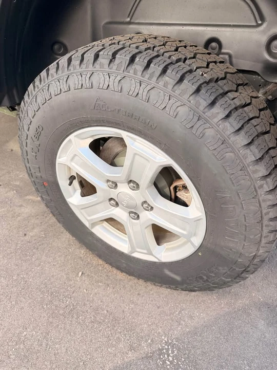2021 Jeep JL Wrangler - Image 6 of 10