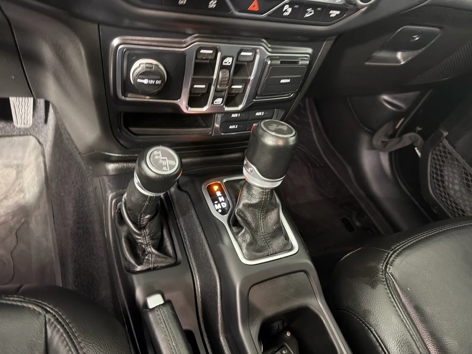 2021 Jeep JL Wrangler - Image 18 of 26