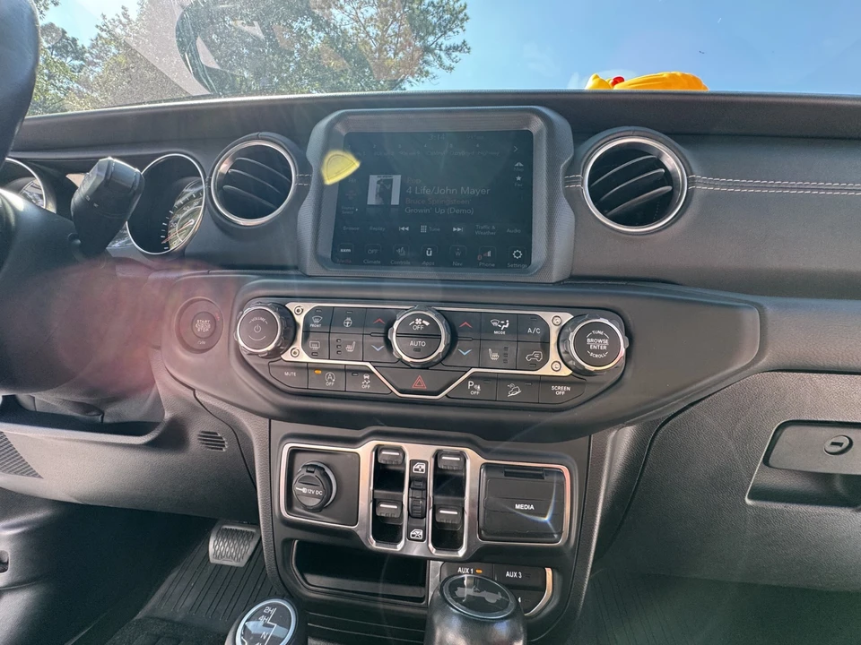2021 Jeep JL Wrangler - Image 8 of 19