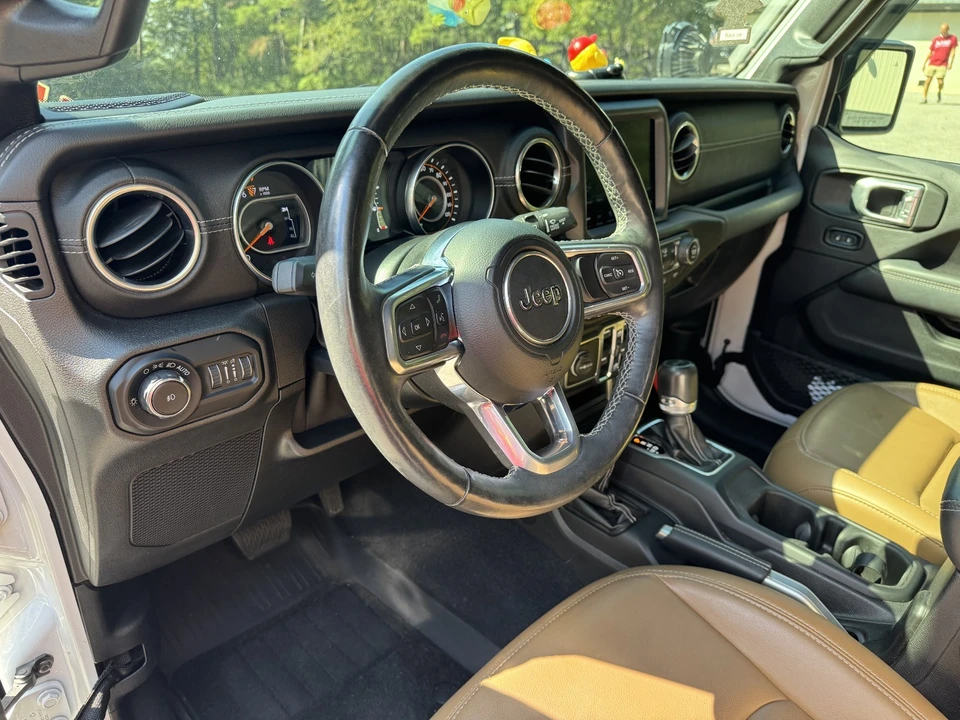 2021 Jeep JL Wrangler - Image 18 of 19