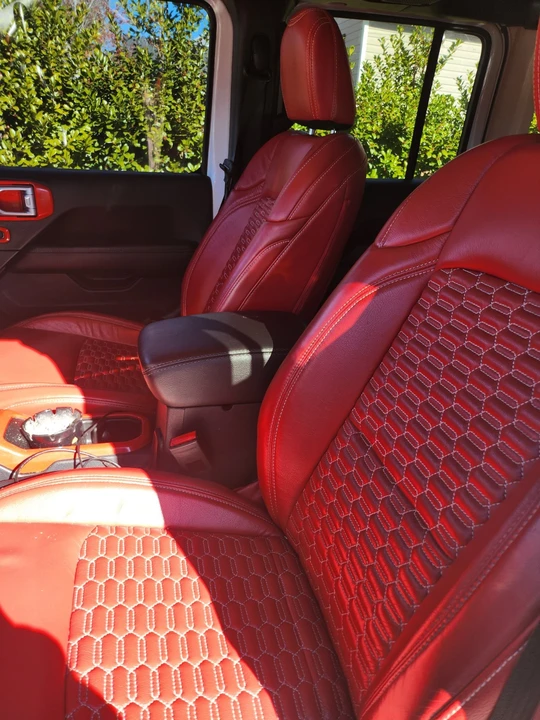 2021 Jeep JL Wrangler - Image 4 of 5