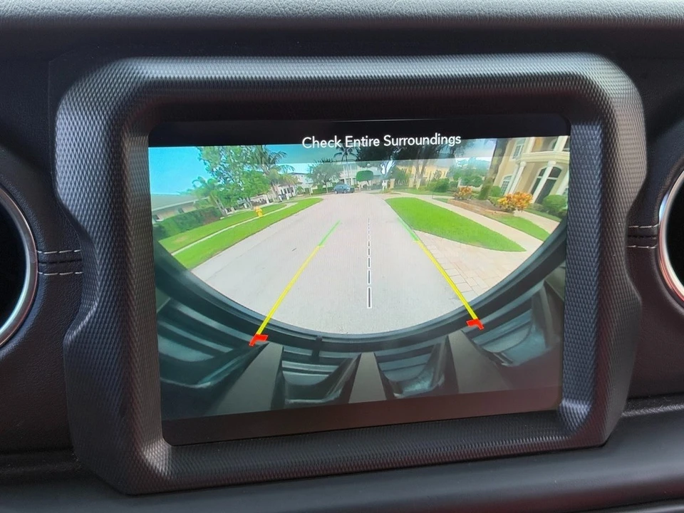 2021 Jeep JL Wrangler - Image 13 of 24