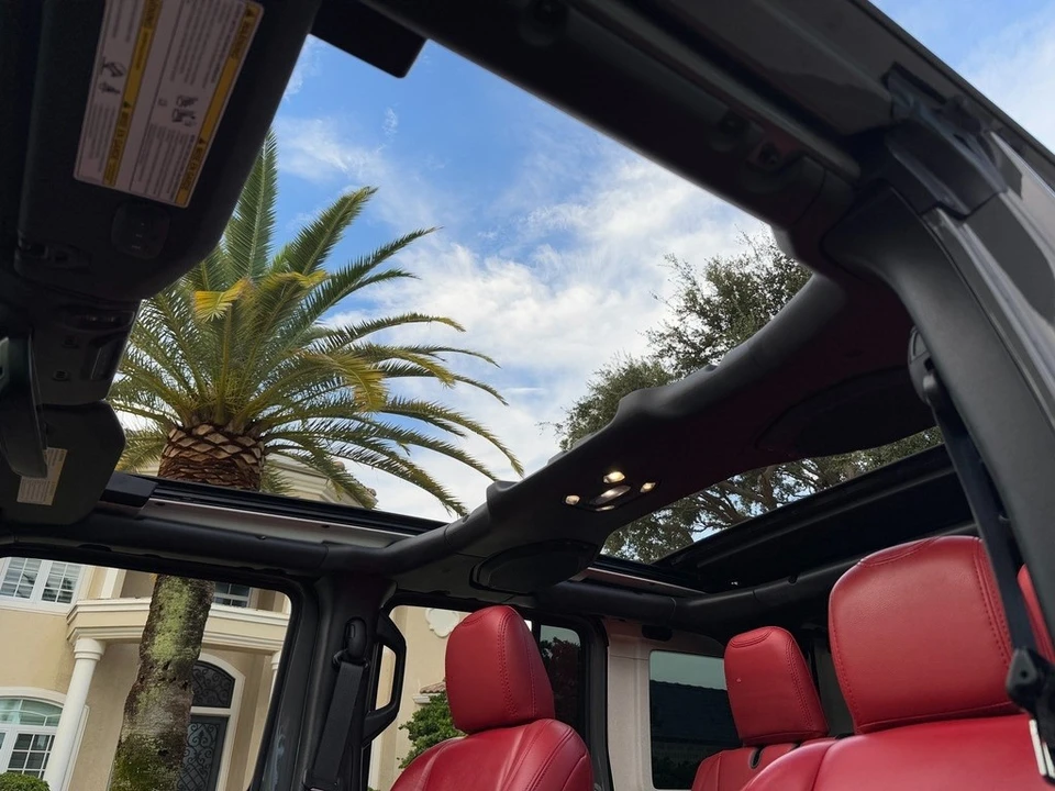 2021 Jeep JL Wrangler - Image 10 of 24