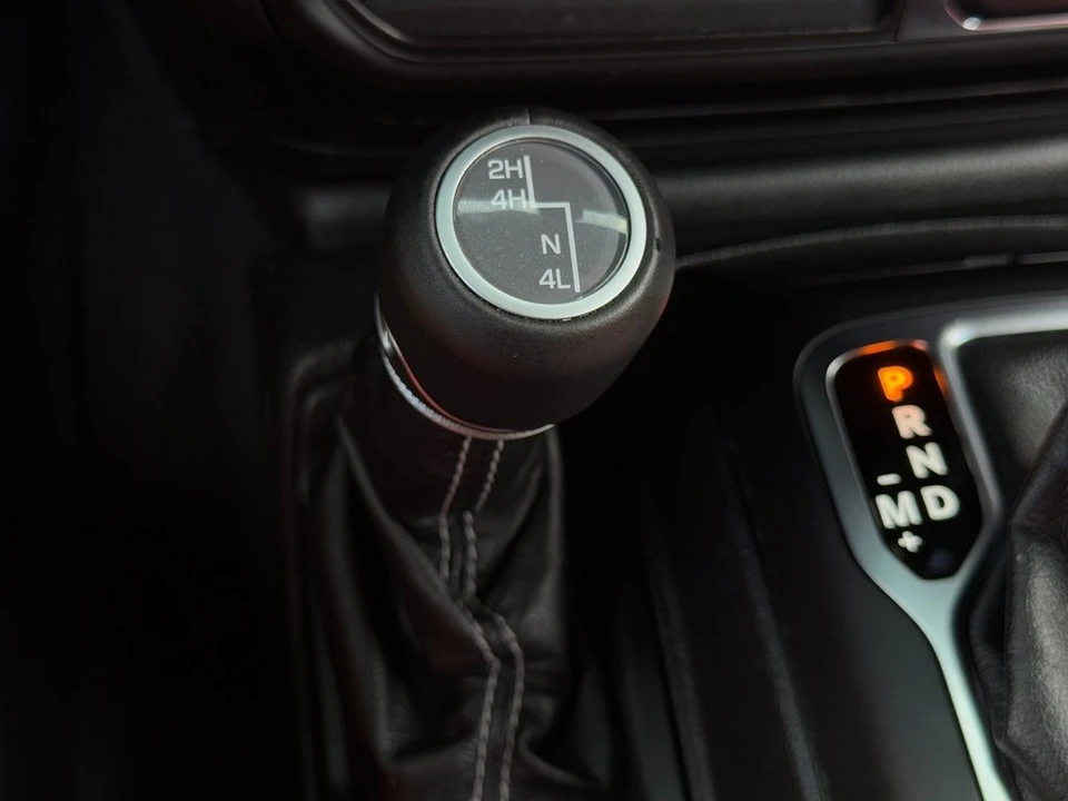 2021 Jeep JL Wrangler - Image 15 of 24