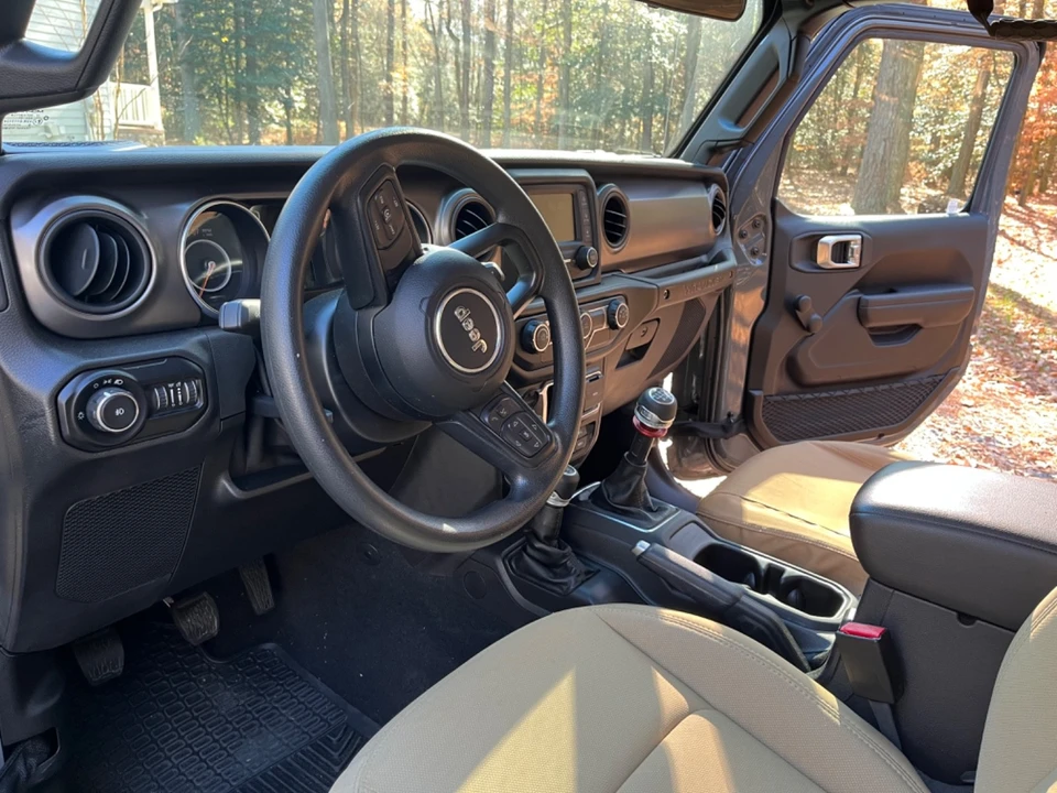 2021 Jeep JL Wrangler - Image 14 of 20