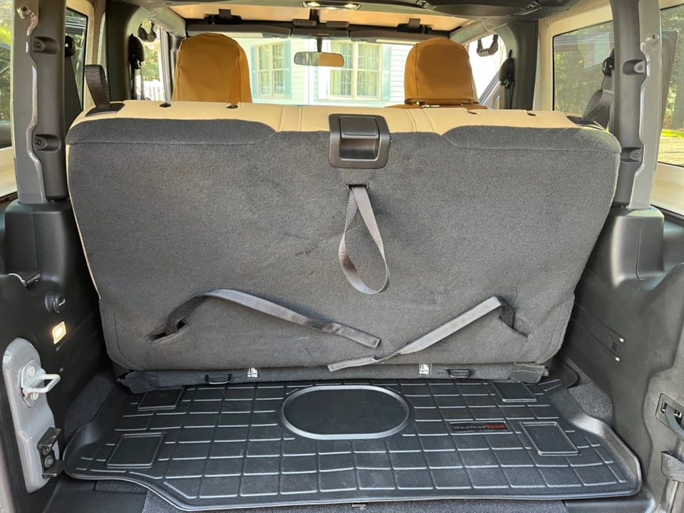 2021 Jeep JL Wrangler - Image 17 of 20