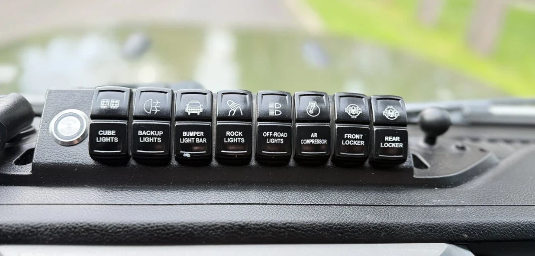 2021 Jeep JL Wrangler - Image 10 of 21