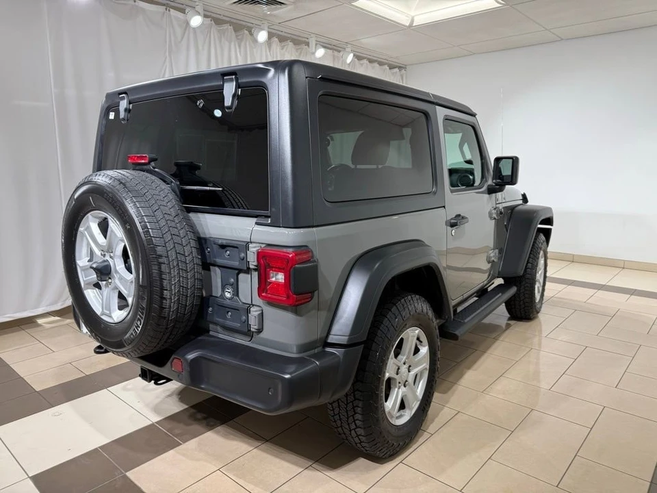 2021 Jeep JL Wrangler - Image 5 of 21