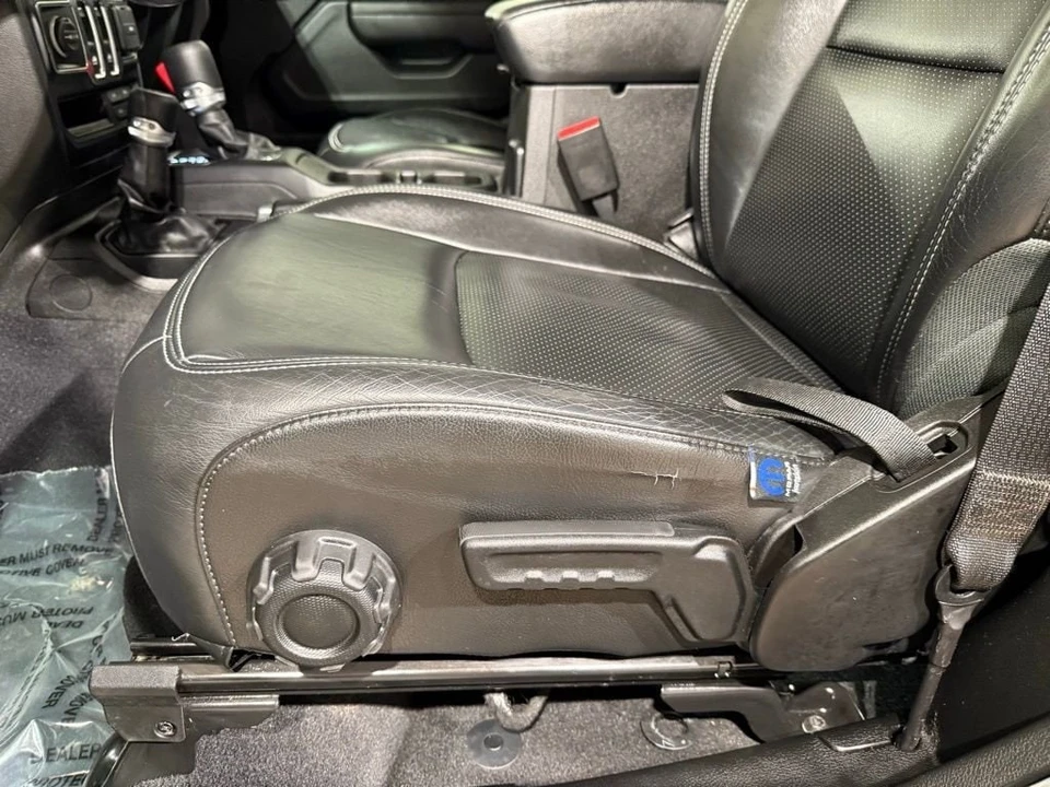 2021 Jeep JL Wrangler - Image 13 of 21