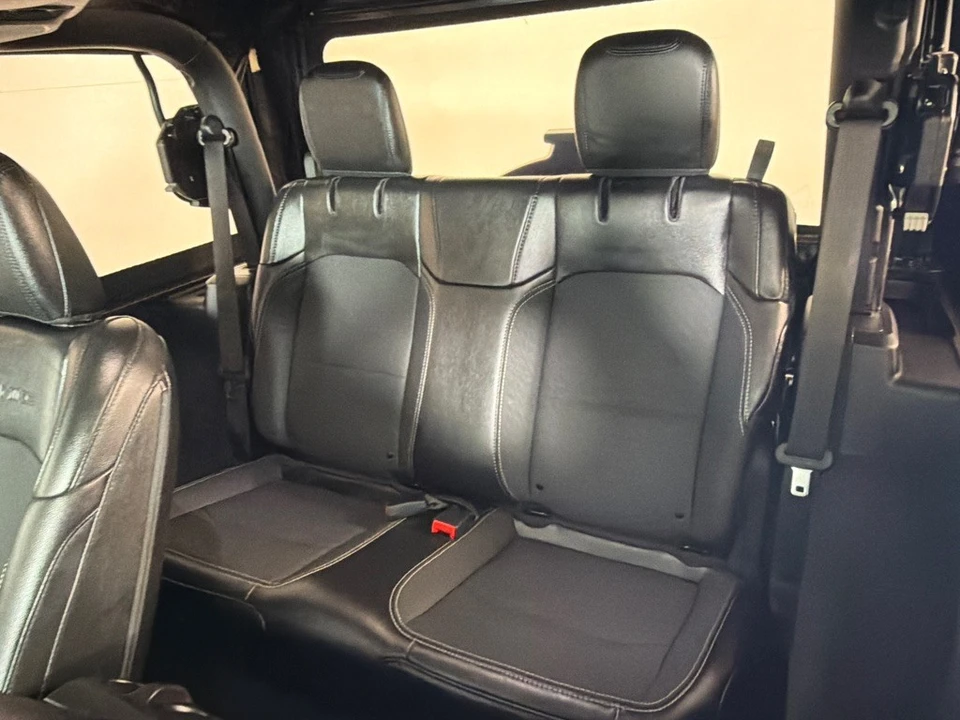 2021 Jeep JL Wrangler - Image 19 of 21