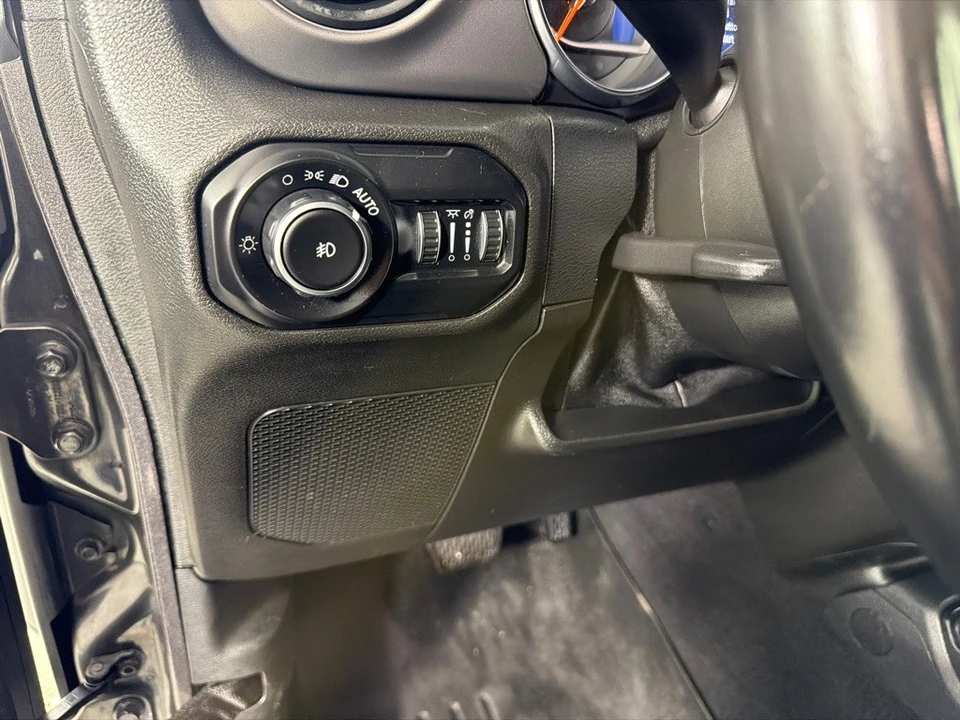 2021 Jeep JL Wrangler - Image 14 of 21