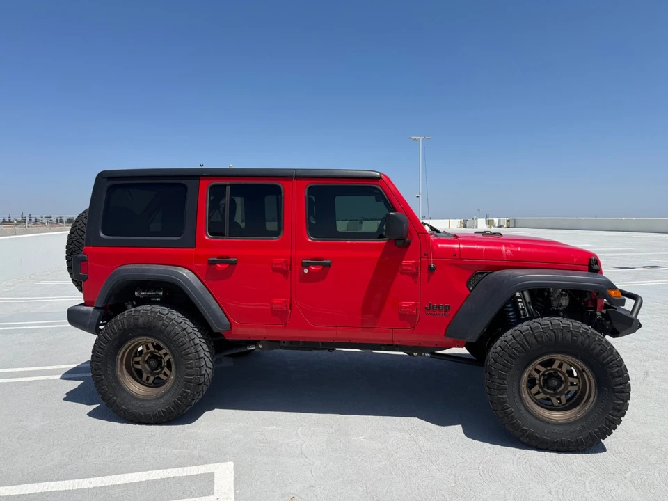 2021 Jeep JL Wrangler - Image 3 of 12