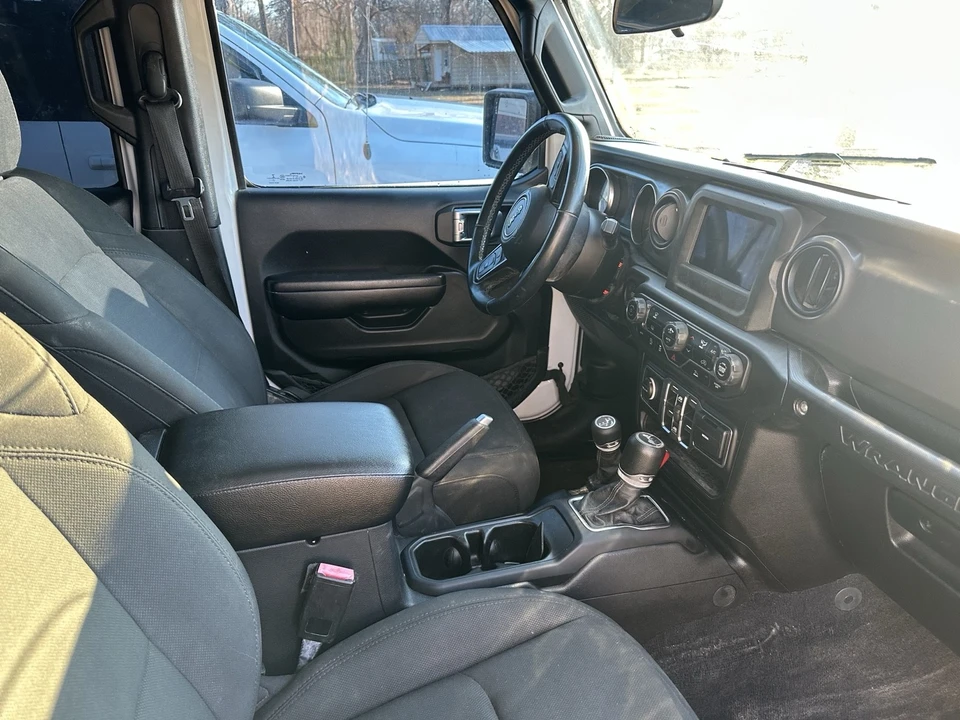 2021 Jeep JL Wrangler - Image 11 of 12