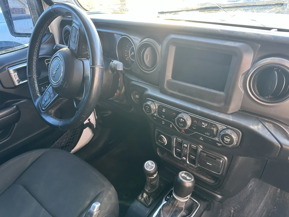 2021 Jeep JL Wrangler - Image 10 of 12
