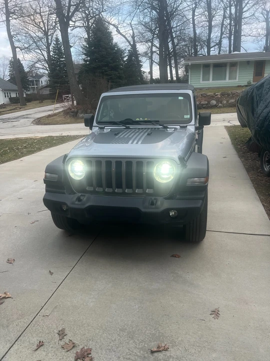 2021 Jeep JL Wrangler - Image 6 of 7
