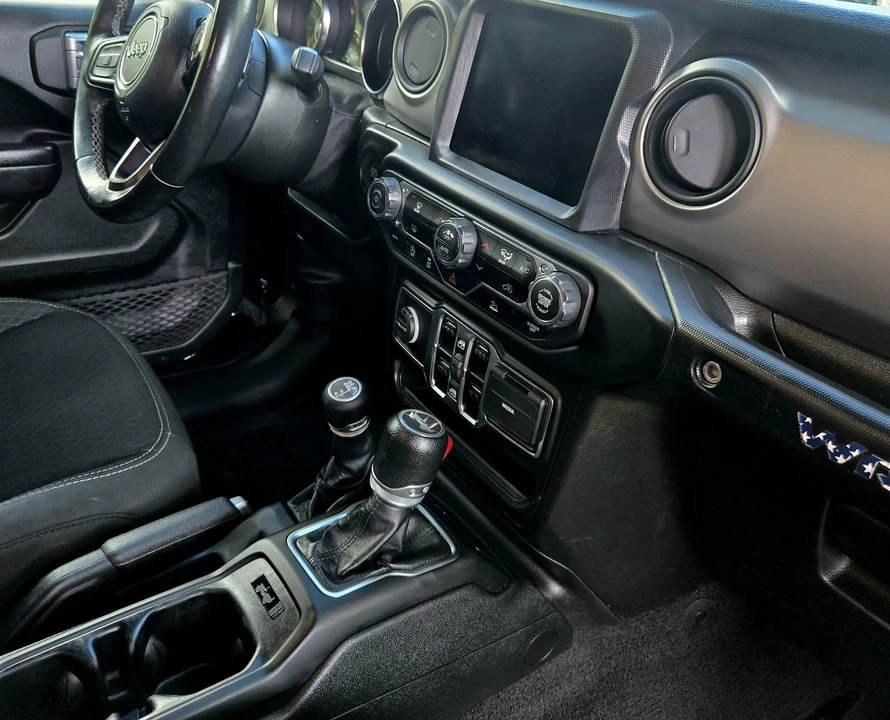 2021 Jeep JL Wrangler - Image 20 of 21