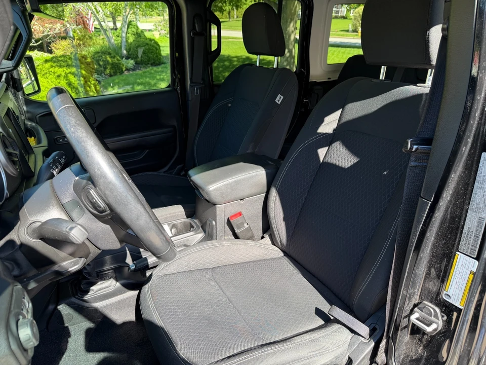 2021 Jeep JL Wrangler - Image 20 of 21