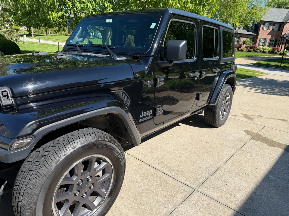 2021 Jeep JL Wrangler - Image 9 of 21