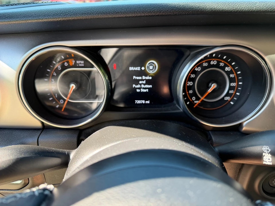 2021 Jeep JL Wrangler - Image 14 of 21